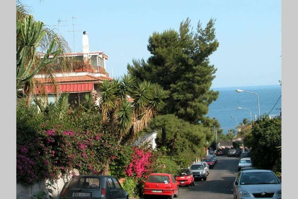 Nereo Design Apartment Aci Trezza Exterior photo